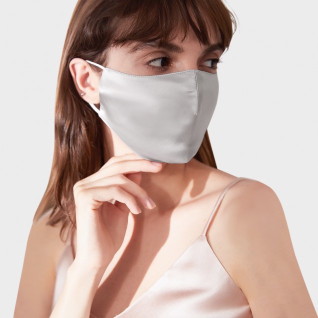 Silver & White Double-Sided 22 Momme Silk Face Mask Australia Silver & White Double-Sided 22 Momme Silk Face Mask Australia