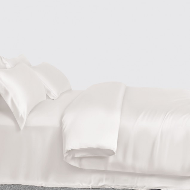 White 3 PCS 22 Momme Mulberry Silk Duvet Cover Set Australia White 3 PCS 22 Momme Mulberry Silk Duvet Cover Set Australia
